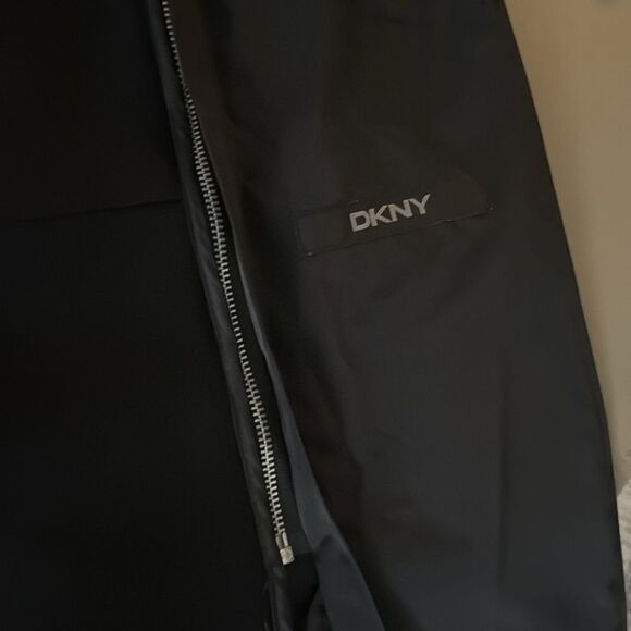 DKNY Mens Black Storm Coat with Zip Out Wool Lining & Many Pockets. Size 42R. - Picture 9 of 12